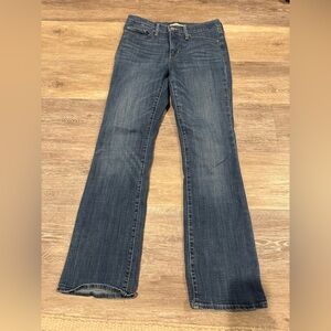 Levi’s 315 Shaping Boot Cut Jeans size 28
